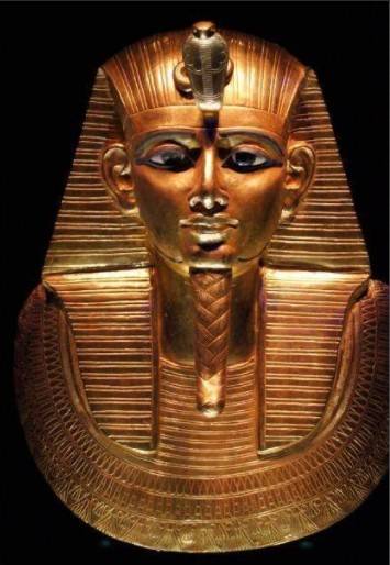 之后的埃及法老每次想到埃及曾被女性统治过就感到十分震惊,于是就将