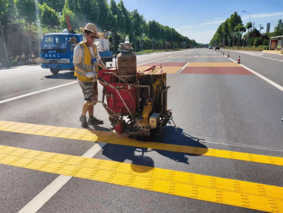 《公路标线人之歌》_施划者