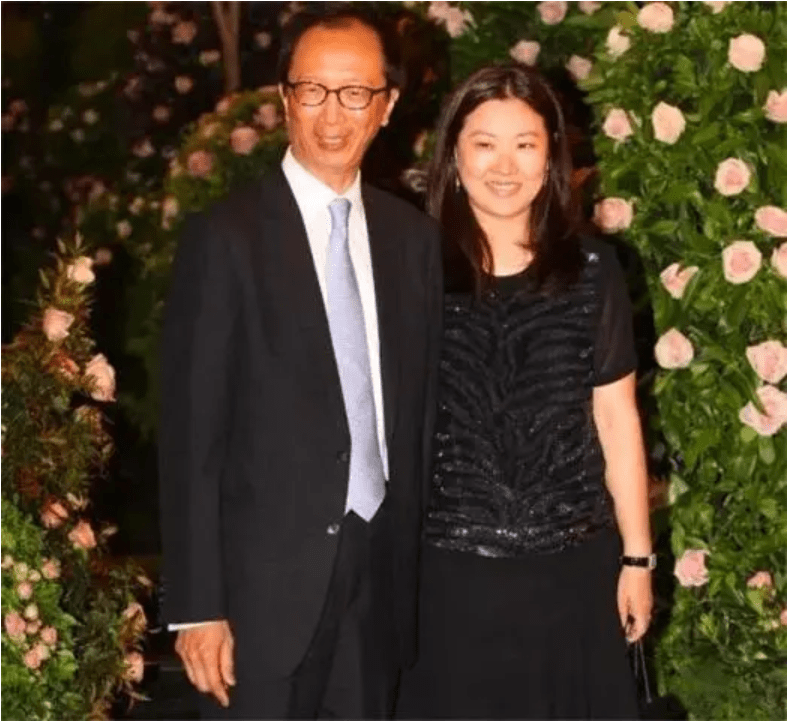 甩陈慧珊让伏明霞连生三子其貌不扬的梁锦松凭什么