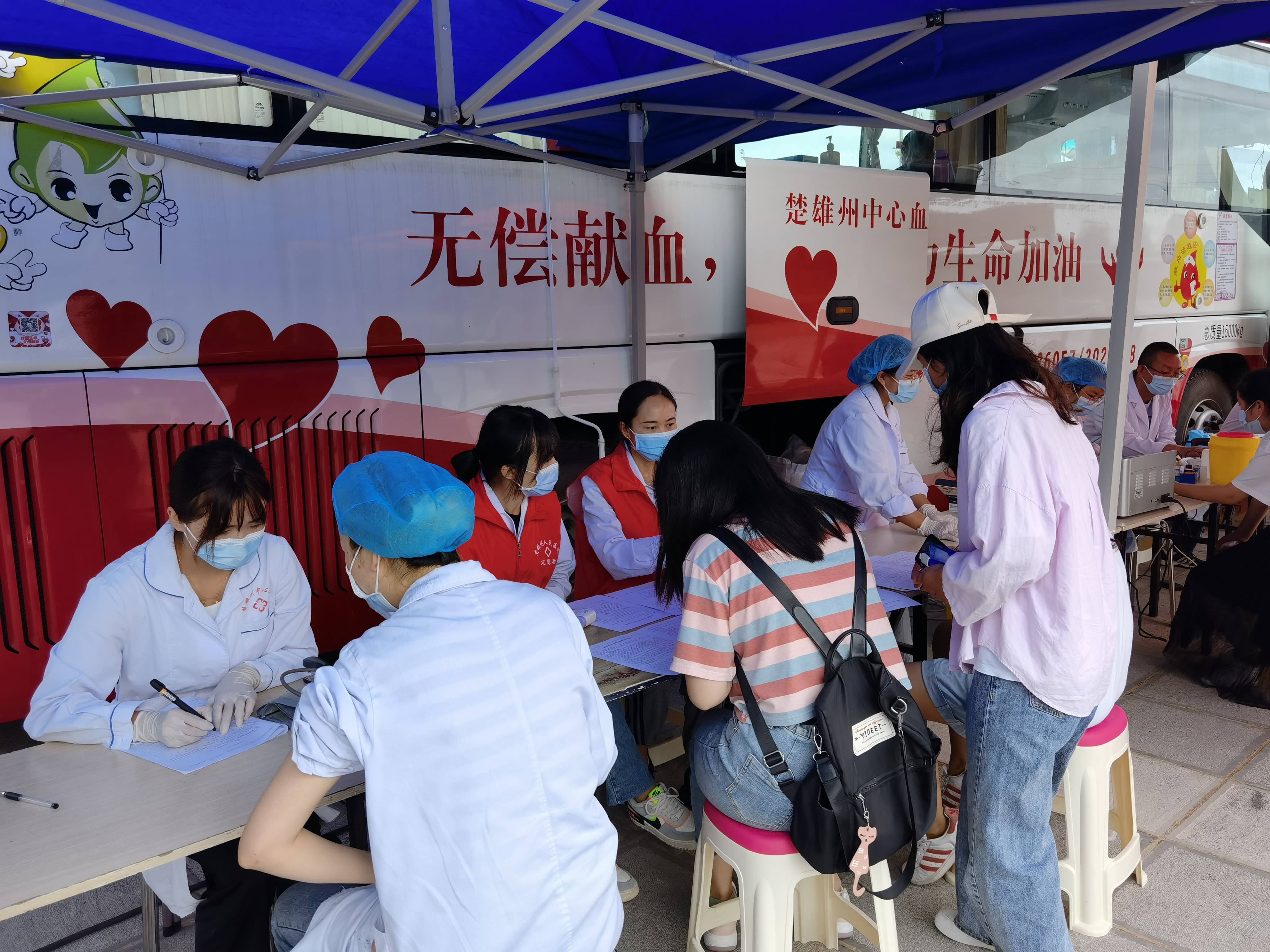 楚雄州人民医院2021年医护人员无偿献血超12万毫升
