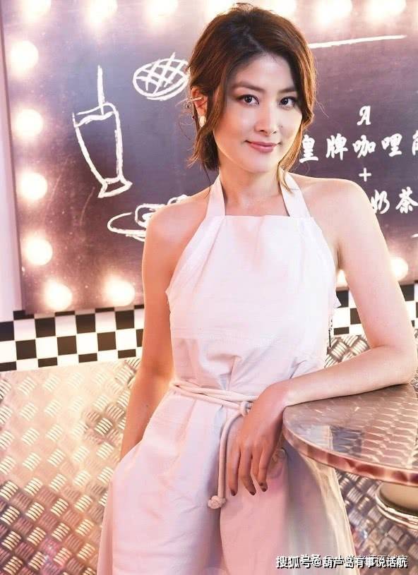 陈慧琳近照,丈夫秃顶显沧桑,陈慧琳曾表示:老公秃得不