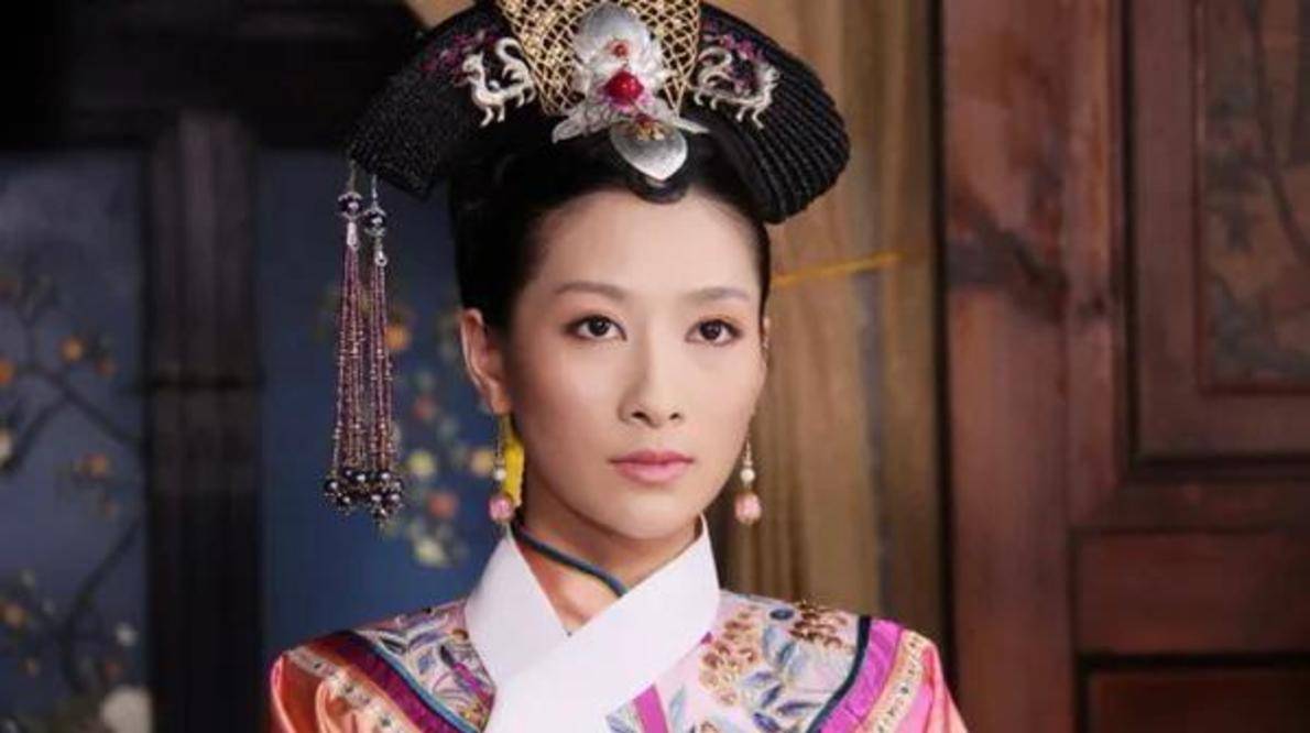 《甄嬛传》10年后:4位女演员现状天差地别,有人爆红,有人糊了!