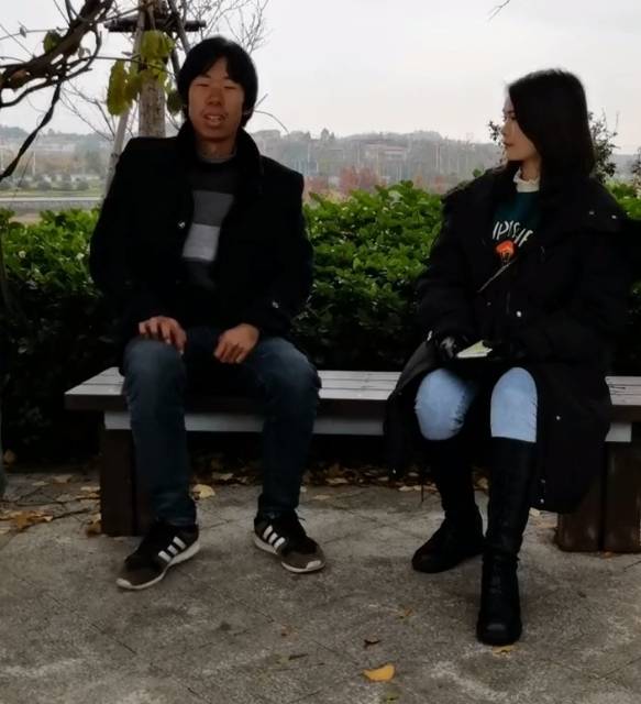 江西驴哥,徒步去西藏成大网红,长相别致,美女抢着要嫁给他