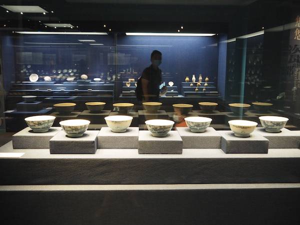 出水35万多件瓷器"泰兴"号沉船文物中国首展