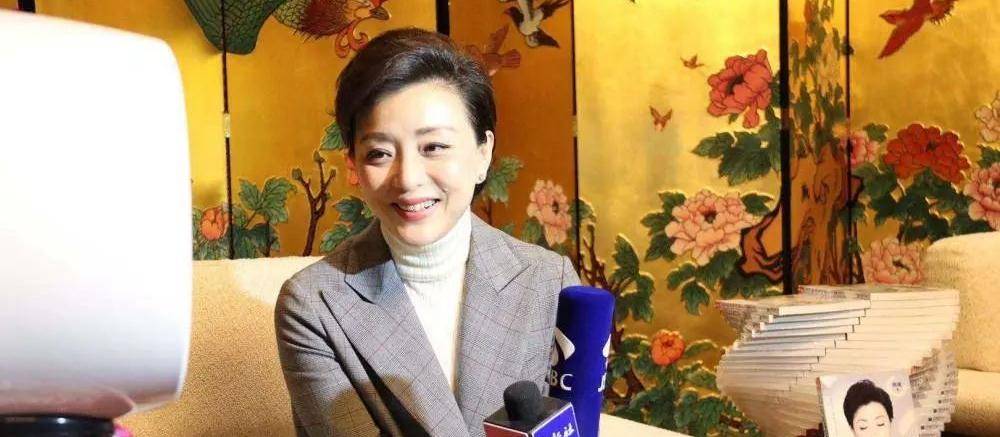 告别央视的5位女主持人各有各的故事今最大者53岁最小44岁