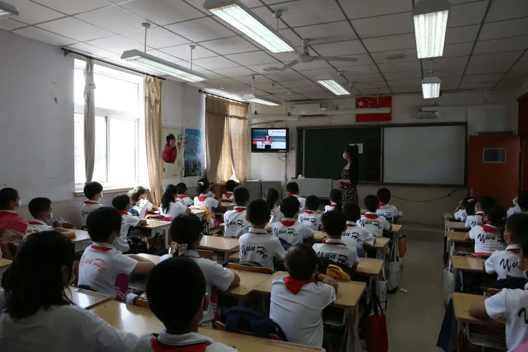 北京市通州区运河小学秋季开学典礼隆重举行