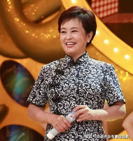 朱明瑛宝贝儿子名叫王珏,生于北京,是一位创作型的歌手.