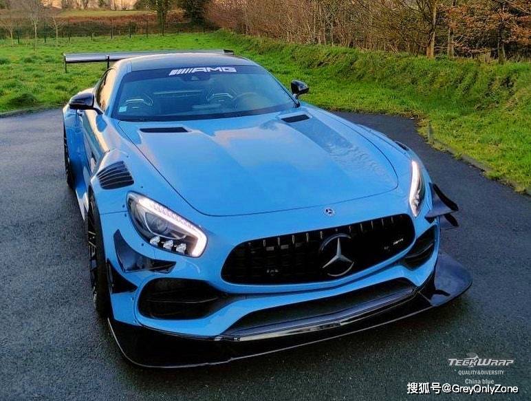 网友直呼:"内行" 奔驰amg gtc低速行驶的猛兽