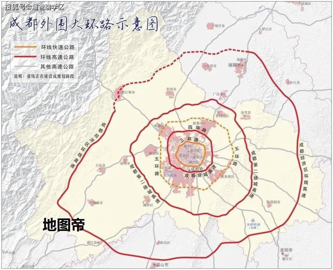 从五环路修到七环路,网红大桥隔一阵子就冒出来,12条地铁线营业,8条新