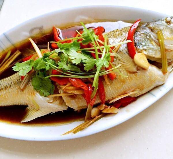 精选美食推荐:柚香鸡翅,清蒸鲈鱼,香炒土豆块的做法