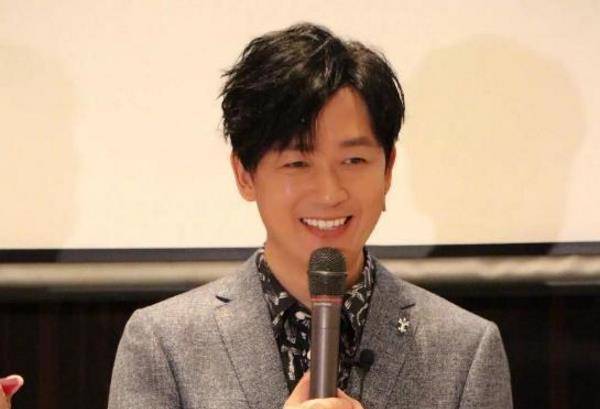 45岁潘粤明为变胖发文道歉,网友:演技在线,你就算胖也