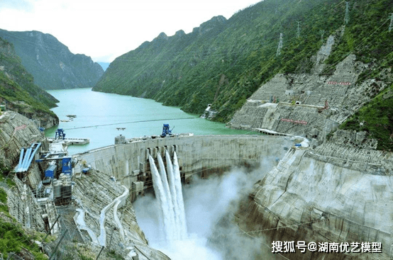 双曲拱坝模型(白鹤滩水电站模型)——湖南省优艺模型