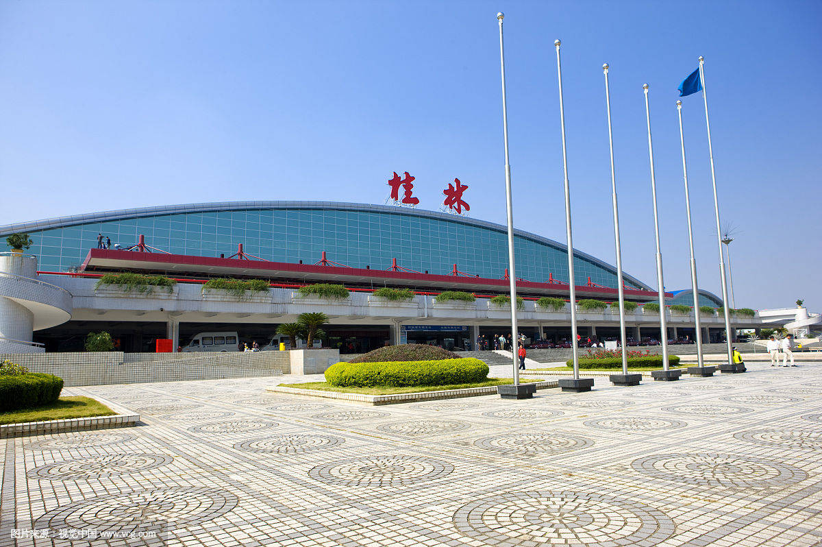 桂林两江机场收费多少钱一天,国庆停车怎么停?
