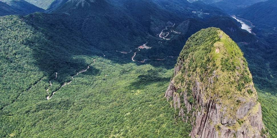 原创中国第一个全时度假山地户外休闲景区,岑溪天龙顶山地公园