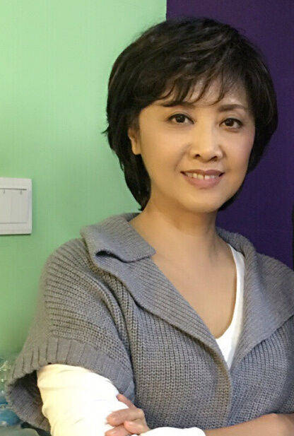 86版《西游记》中的女儿国国王,如今66岁依旧美艳动人