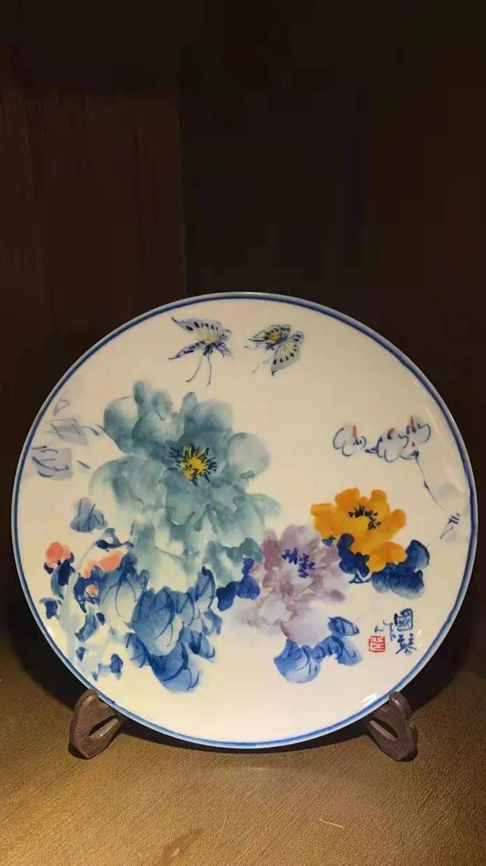 独具匠心徐国琴著名陶瓷大师作品展