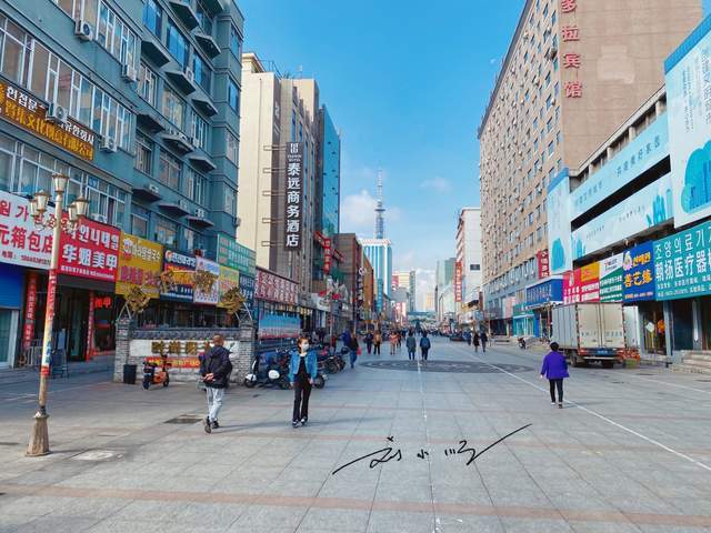 吉林省延吉市还有一个东市场知名度不如西市场却充满生活气息