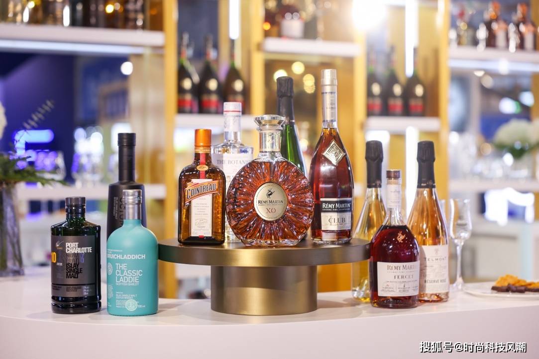 人头马君度集团亮相第四届中国国际进口博览会碰杯美好未来
