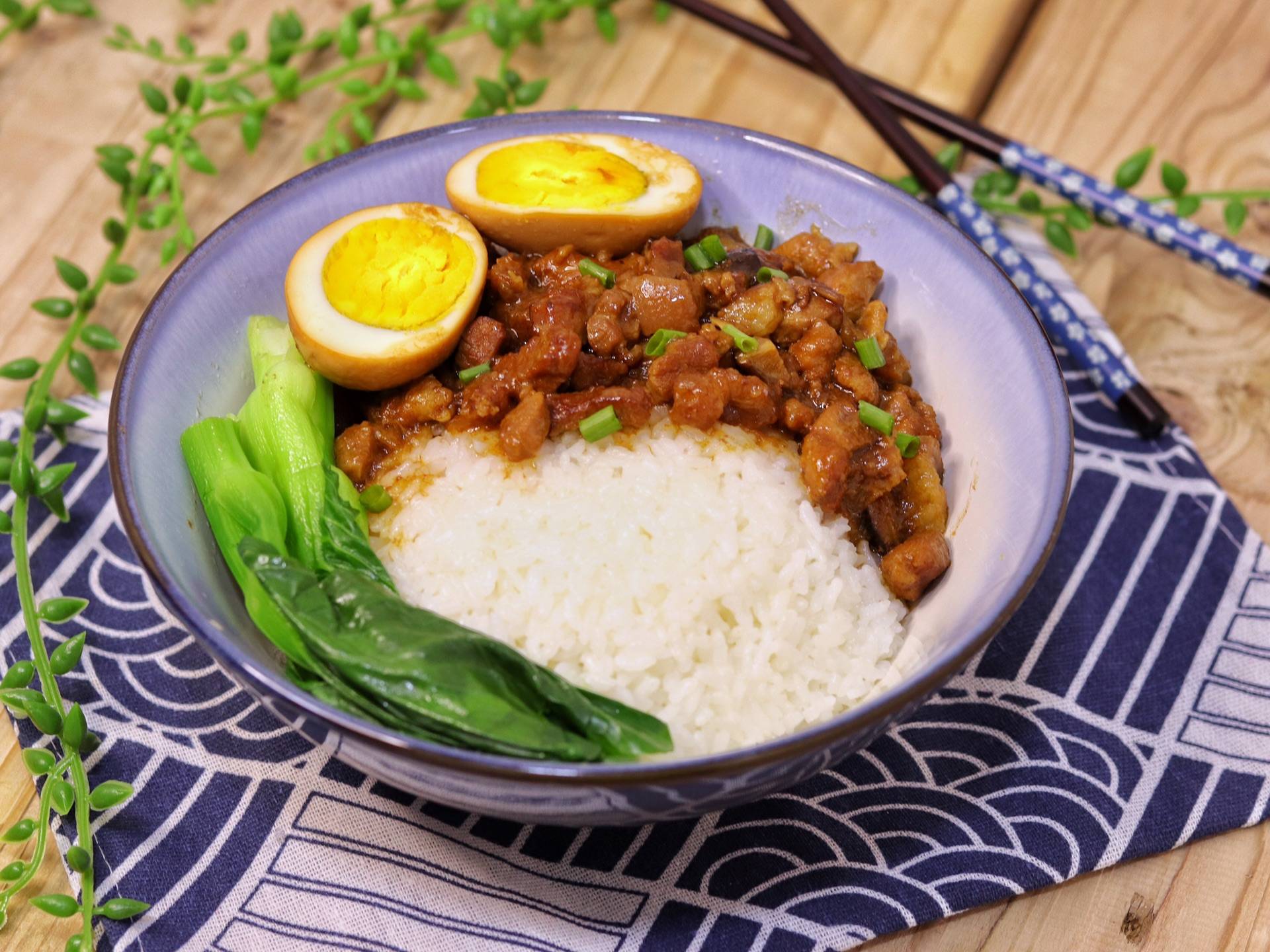 原创想吃卤肉饭不用点外卖,在家也能做正宗台式卤肉饭,经济划算