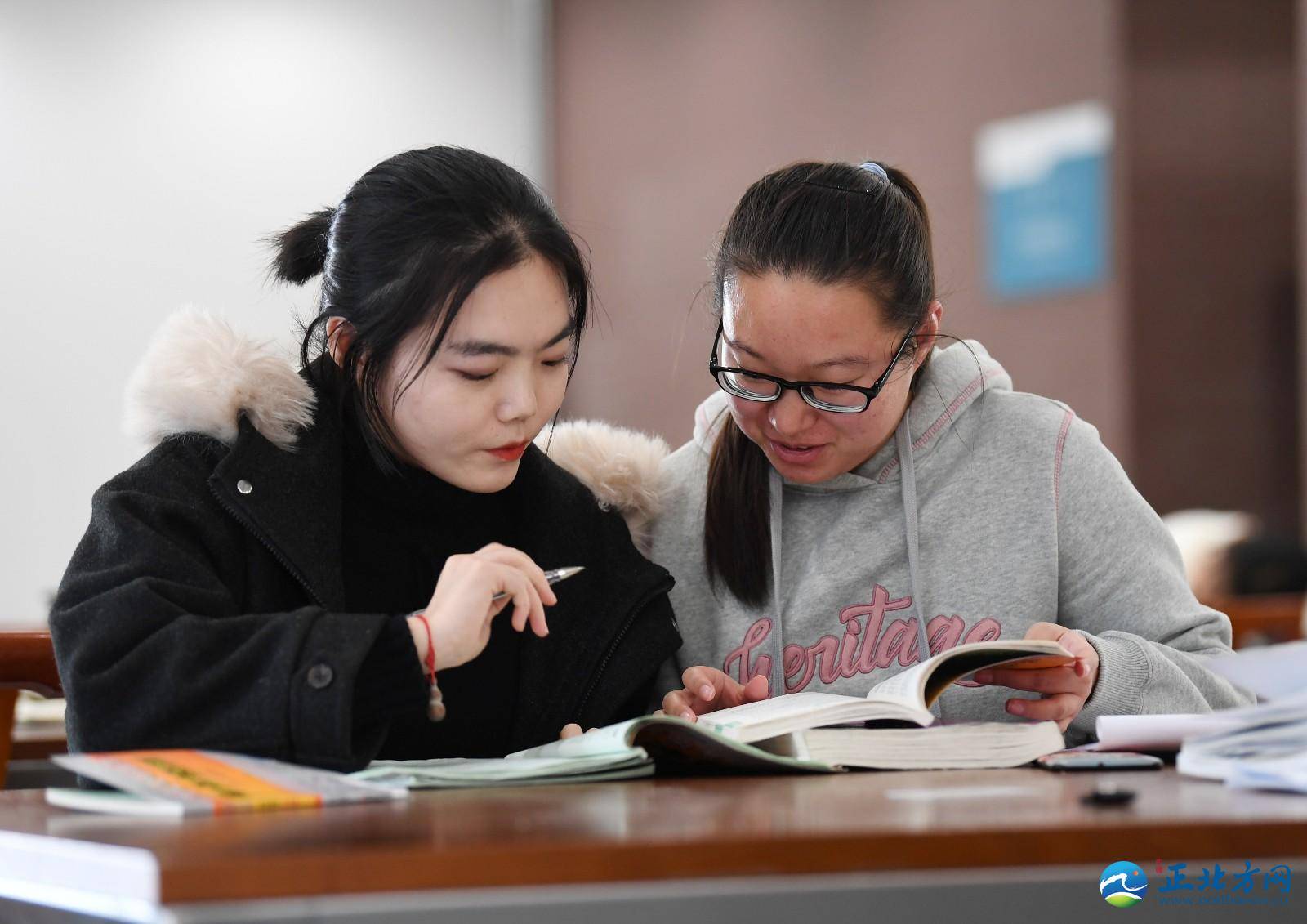 考研不仅考验学习能力还考验自身的耐力,有些人辞职考研还要背