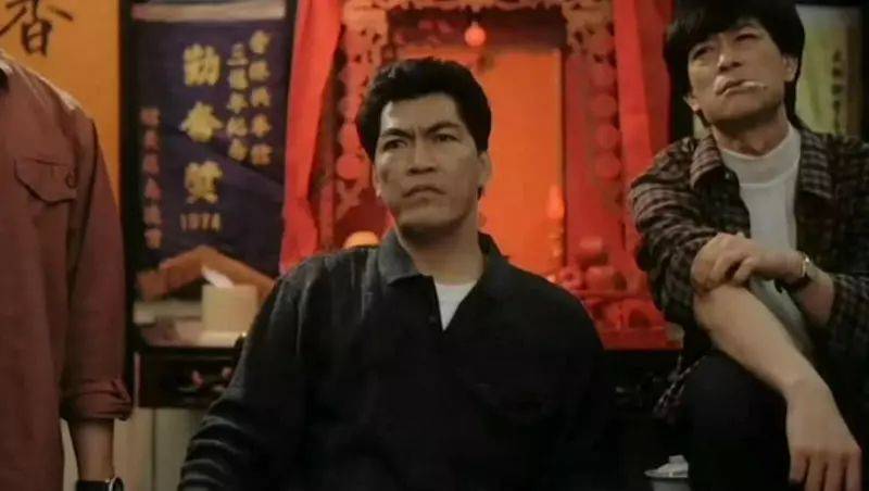 不过,虽然在荧幕上经常饰演坏人,但生活中的成奎安是出了名的好人.