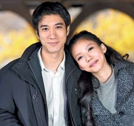 王力宏与李靓蕾的虐心情史奉子成婚的婚姻从开始就注定了悲剧