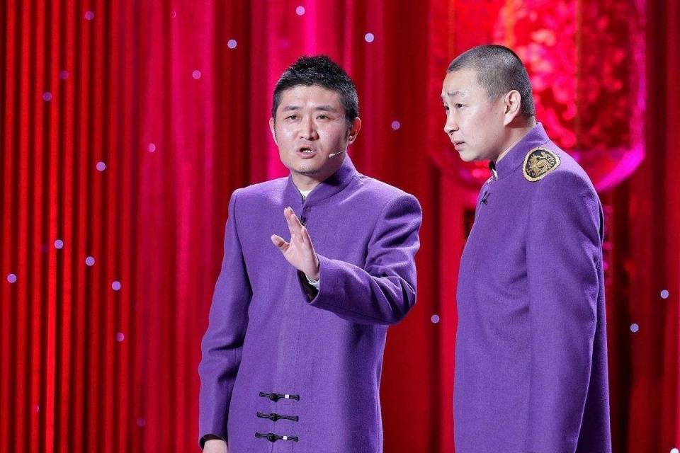 可以看出因为被打苗阜的表情并不太好,从配文来看这位张玉浩曾是他