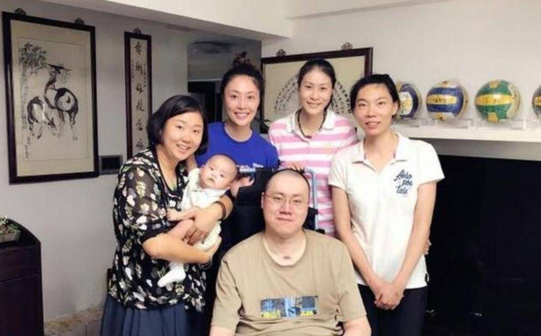 "女排"周苏红,照顾瘫痪丈夫5年后,为何突然改嫁大9岁富商_汤淼_男生