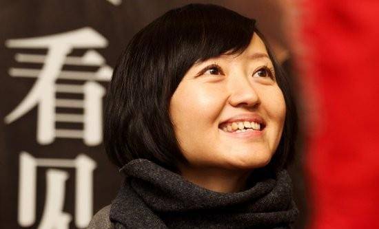 央视柴静锤子科技创始人罗永浩是一个自带热点的人,网友们对于有关他
