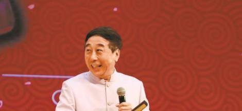 冯巩的两位酒驾搭档:刘伟被拘15天,牛振华去世至今已16年_相声_马季