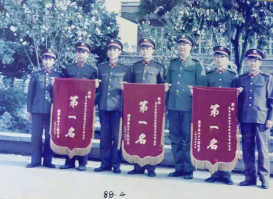 原创一心为国铸战神原湛江军分区司令员张贵禄军旅影像专集下