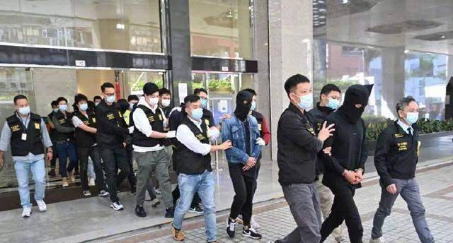 陈荣炼被抓后,安以轩状态不佳不能受刺激,亲友透露其
