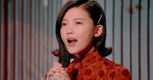 27岁主演《致青春》,获得华表新人奖,提名金鸡奖影后,百花奖影后.