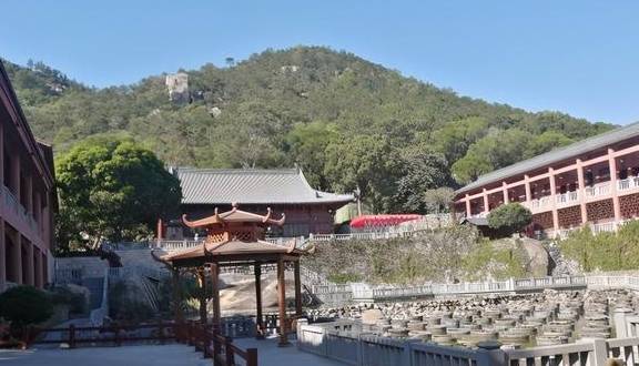 厦门深处有着一个宝藏寺院,让人一秒穿越,驻足其中