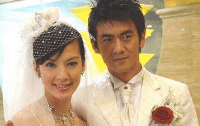 他与朱荔莘结婚时,还只是默默无闻的小演员,但朱