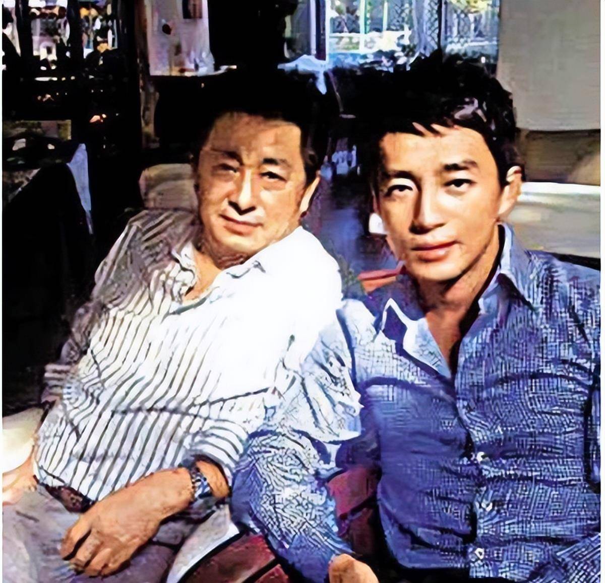 汪小菲:亲眼目睹父母婚姻破裂,渴望圆满的家庭,终究