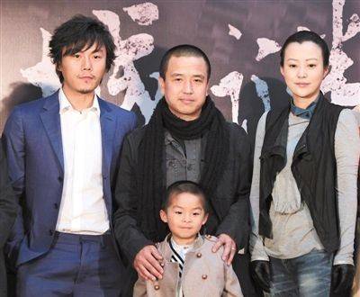 秦昊作为文艺片导演娄烨先生的御用男一号,现在依靠一部网剧走红,有人