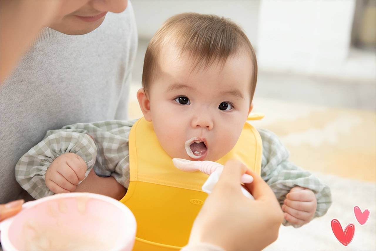 宝宝不到6个月,最好别喂这种辅食,耽误孩子长个还可能损害健康