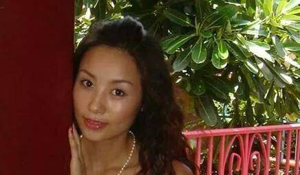 吴启华小21岁娇妻:7年败光5亿,千万"卖"孩子抚养权_石洋子_前夫_因为