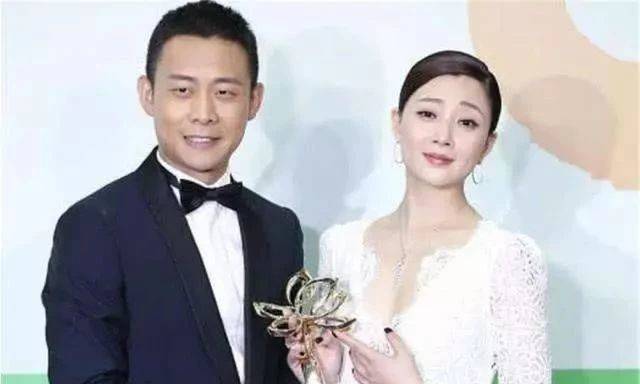 曾是棋坛少帅郑弘前妻,二婚嫁小6岁影帝,今无儿无女却恩爱幸福_张译