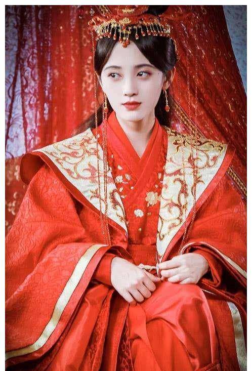 原创这些红衣古装女星你钟意哪一个张芷溪美翻了彭小苒惊艳时光