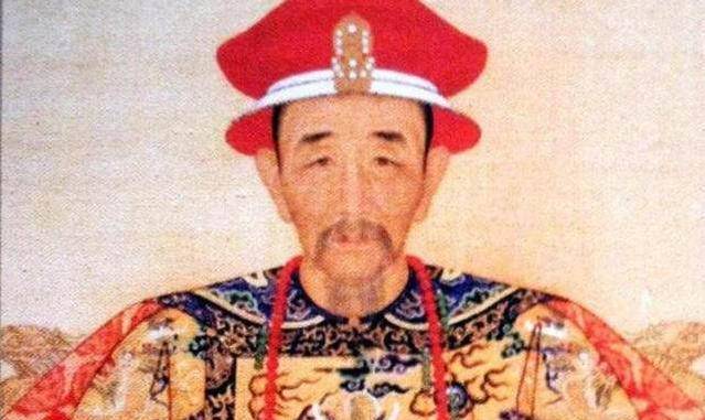 他统治了中国63年,死后130年坟墓却被盗,尸体被扯出泡在臭水里_乾隆