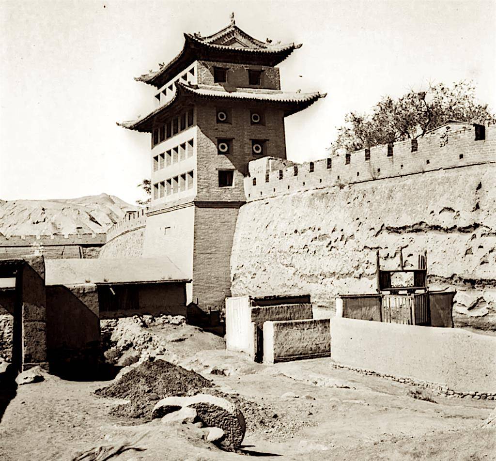 二十年代初甘肃兰州,兰山道时期的影像_明朝_年间_城墙