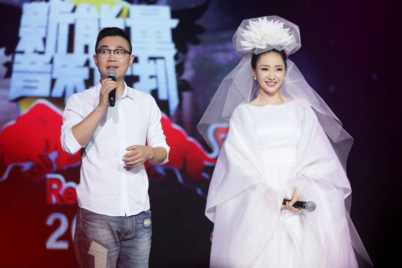 看到大鹏妻子的长相,:能