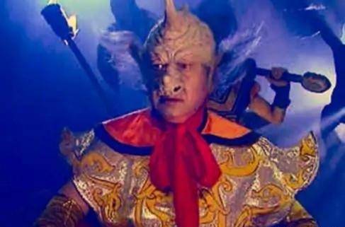 而在99版的《西游记》里,陈大中则饰演了"辟寒大王"一角色,虽然依旧是
