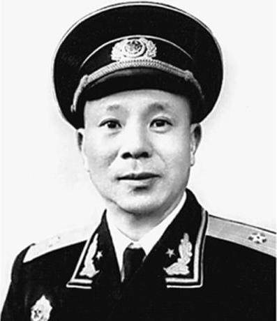 这6位将军本可授予中将,却主动要求降为少将,他们分别是谁?