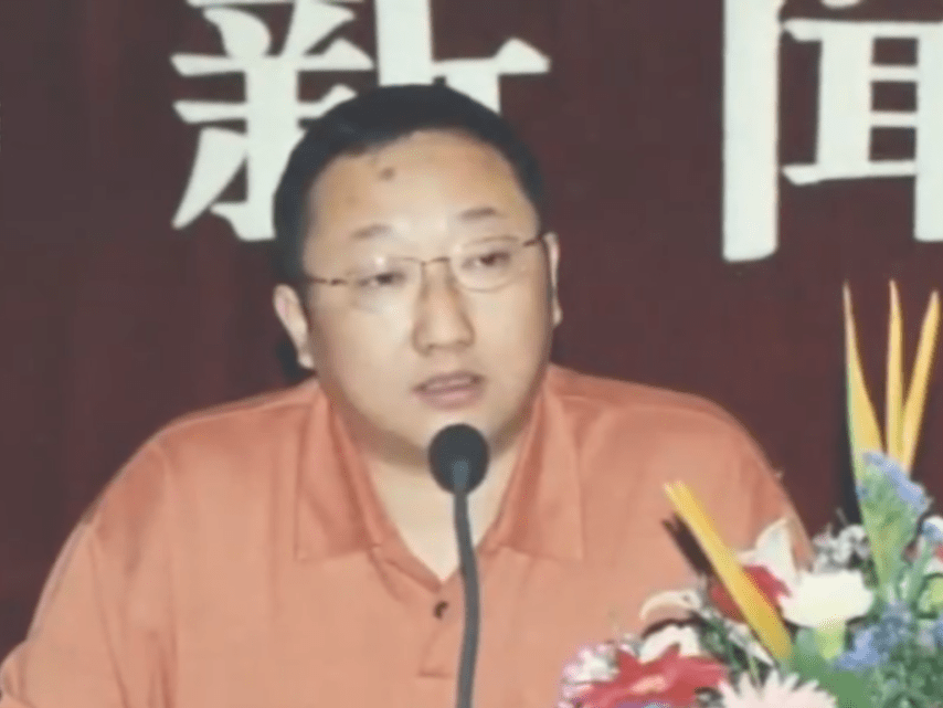 在深陷债务危机多年后,袁亚非的三胞集团终于瞄准医药,大健康等新赛道