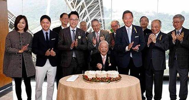2018年12月,香港许氏家族传人许世勋因病逝世,享年97岁.