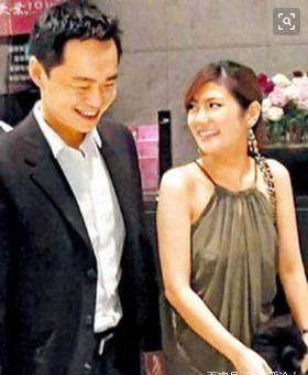 任家萱拍戏烧伤男友不离不弃娶了她离了婚发现都是假的?