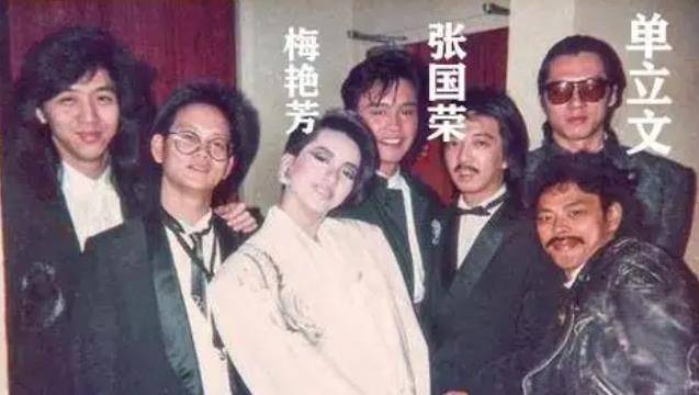 知名港星单立文迎来63岁生日,小12岁妻子赶到内地为